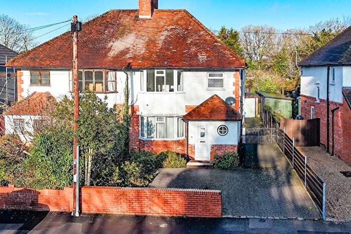 4 Bedroom Semi Detached House For Sale In Courthouse Road, Maidenhead, Berkshire, SL6