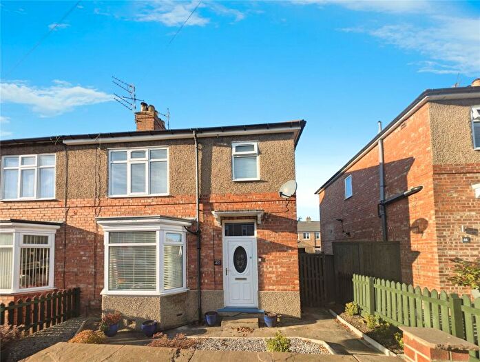 3 Bedroom Semi-Detached House To Rent In Newlands Road, Darlington, Durham, DL3