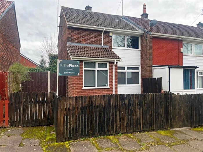 2 Bedroom End Of Terrace House To Rent In Croftgates Road, Middleton, Manchester, M24
