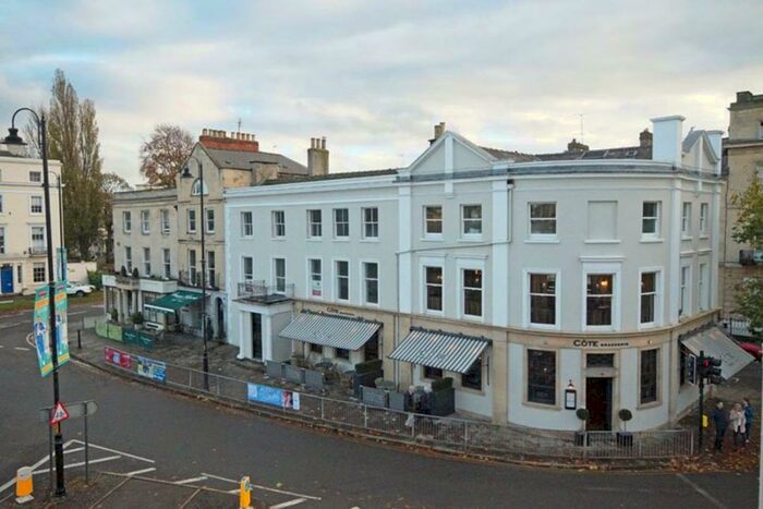 1 Bedroom Flat To Rent In Montpellier, GL50