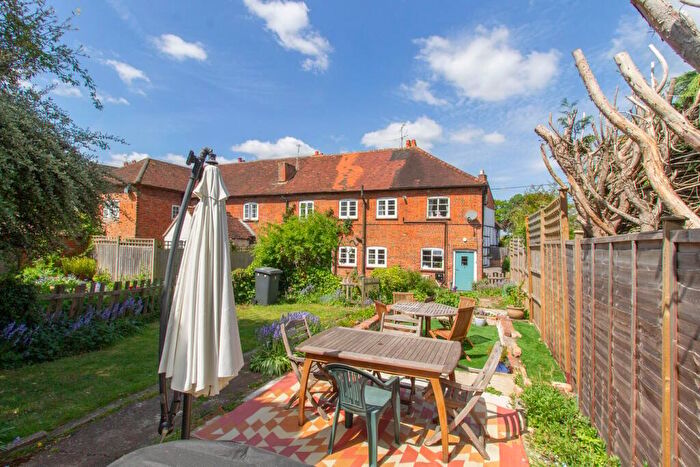 3 Bedroom Cottage To Rent In Pankridge Street, Crondall, Farnham, GU10