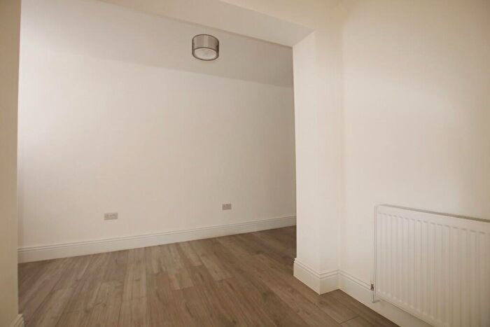 Studio To Rent In Mora Road, London, NW2