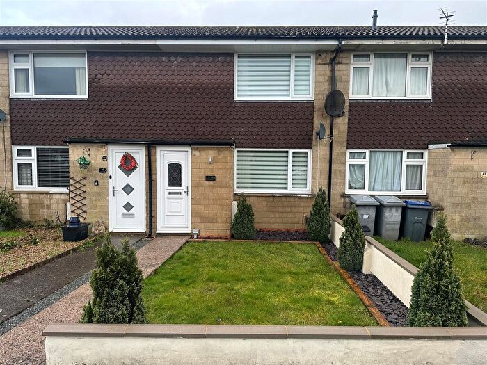 2 Bedroom Terraced House For Sale In Kingsdown Road, Trowbridge, BA14