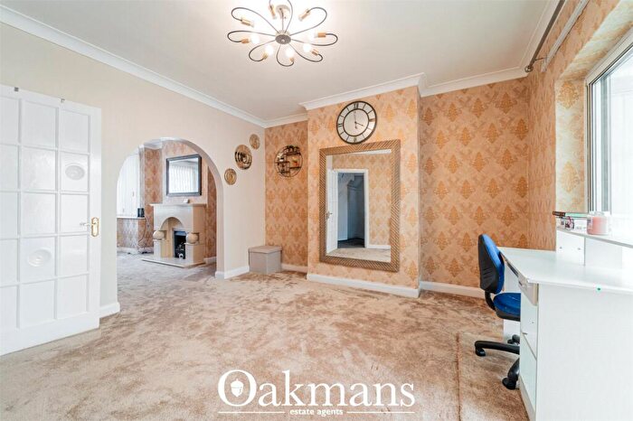 3 Bedroom Semi-Detached House For Sale In Chartley Road, Birmingham, West Midlands, B23 - Photo 6