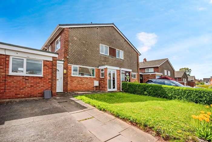 3 Bedroom Semi-Detached House For Sale In Biddulph Rise, Hereford, HR1