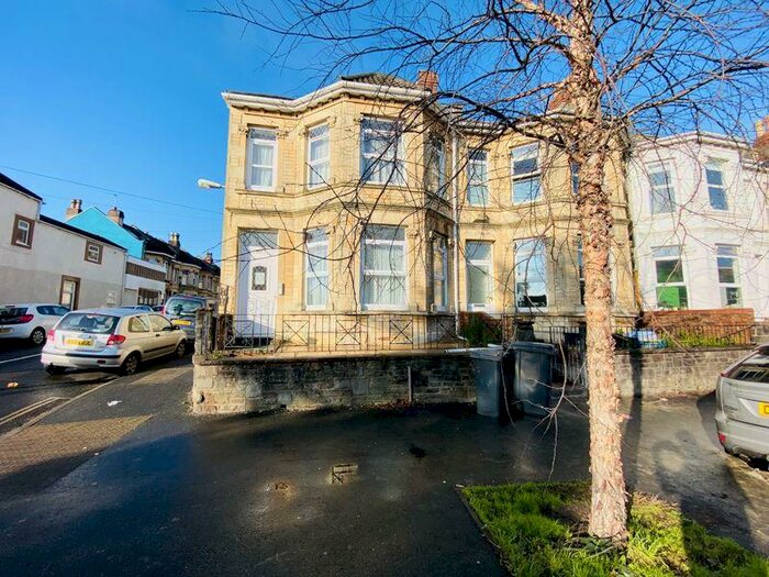 2 Bedroom Flat To Rent In Ashley Down Road, Bristol, BS7