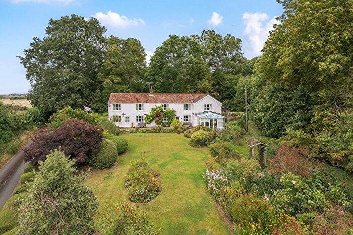 3 Bedroom Detached House For Sale In Trull, Taunton, TA3