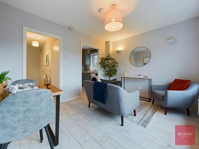 2 Bedroom Flat To Rent In Bishopston Road, Bishopston, Swansea, SA3