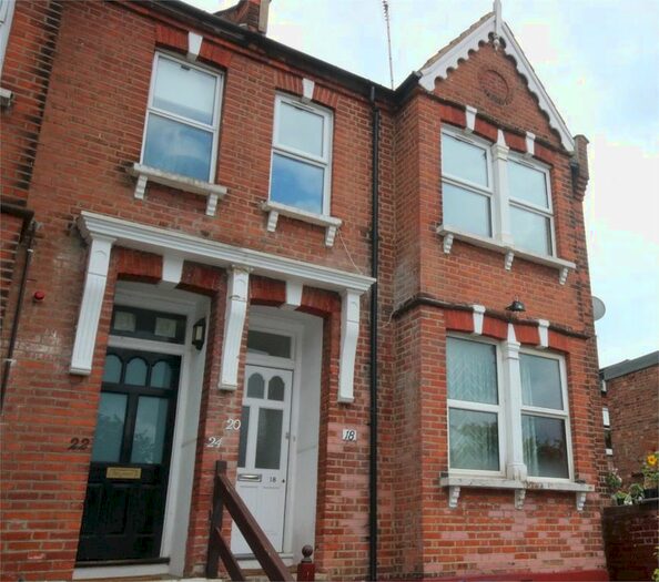 2 Bedroom Flat To Rent In Gordon Road, London, N3