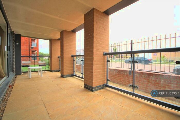 2 Bedroom Flat To Rent In Highland House, Whitehouse, Milton Keynes, MK8