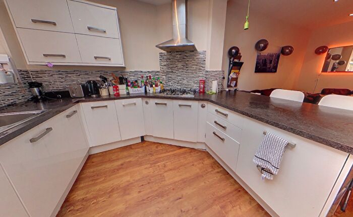 6 Bedroom Terraced House To Rent In Exeter Road, Selly Oak, Birmingham, B29