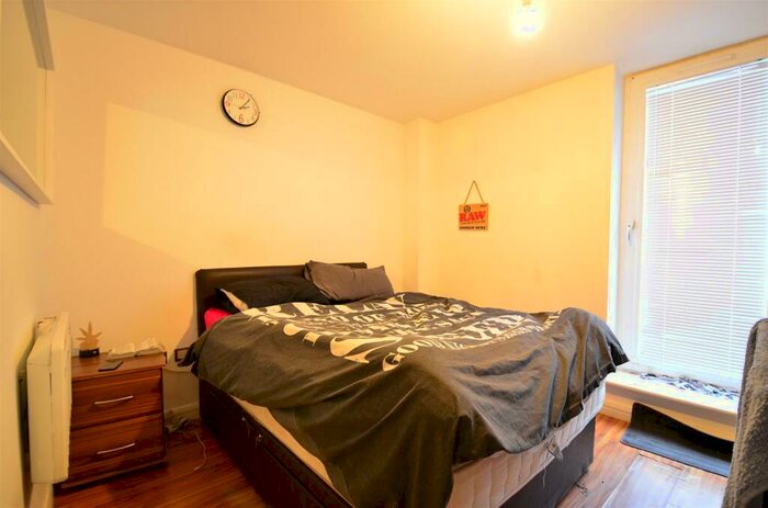 2 Bedroom Flat To Rent In Birmingham, B5