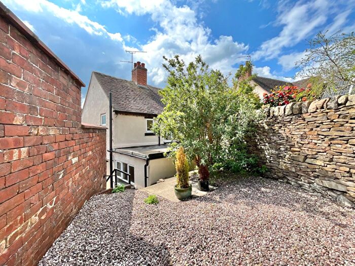 2 Bedroom Detached House For Sale In High Street, Kingsley, ST10