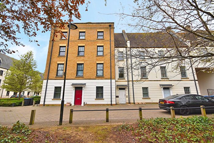2 Bedroom Apartment For Sale In Clickers Drive, Northampton, NN5