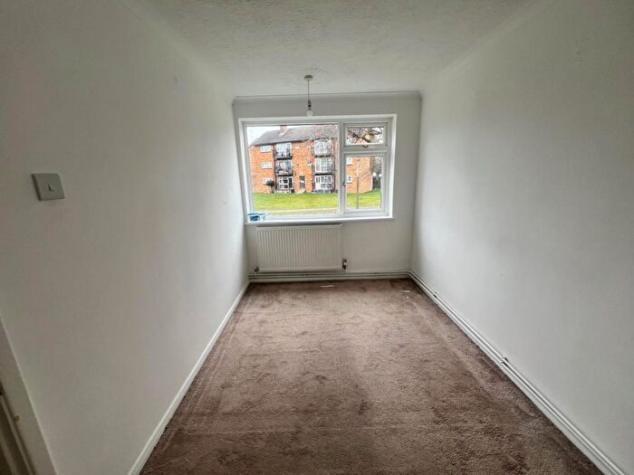 2 Bedroom Apartment To Rent In Hemel Hempstead, Hertfordshire, HP2
