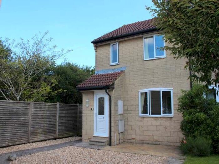 3 Bedroom Property To Rent In Stodelegh Close, North Worle, Weston-Super-Mare BS22