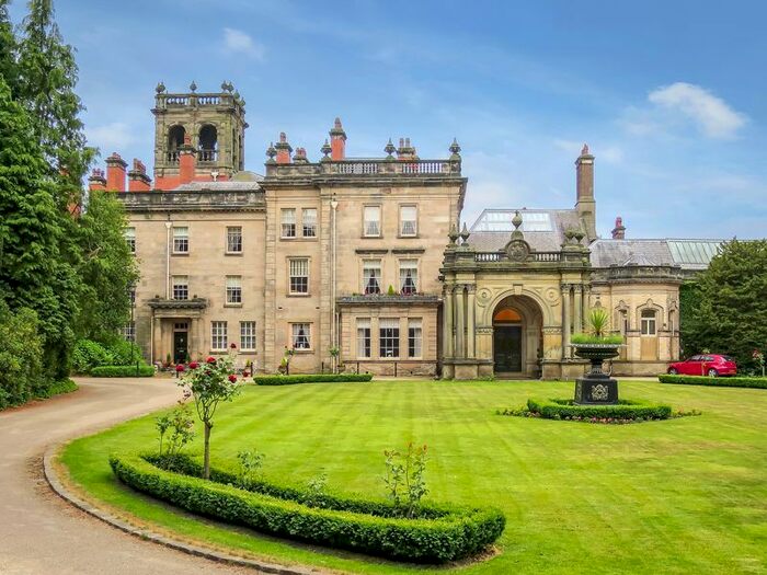 3 Bedroom Flat For Sale In Biddulph Grange, Biddulph, Stoke-On-Trent, ST8