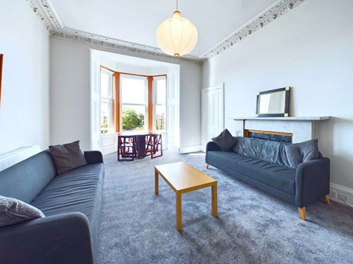 4 Bedroom Flat To Rent In Dalkeith Road, Newington, Edinburgh, EH16