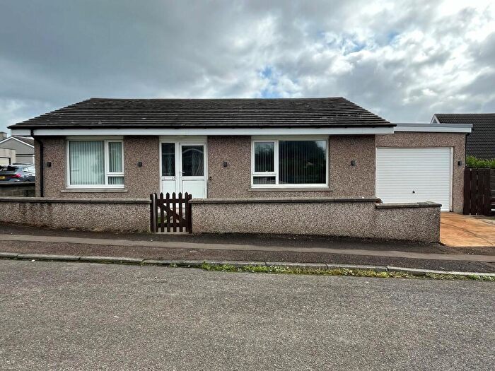 2 Bedroom Detached Bungalow For Sale In Mowat Place, Wick, Highland., KW1