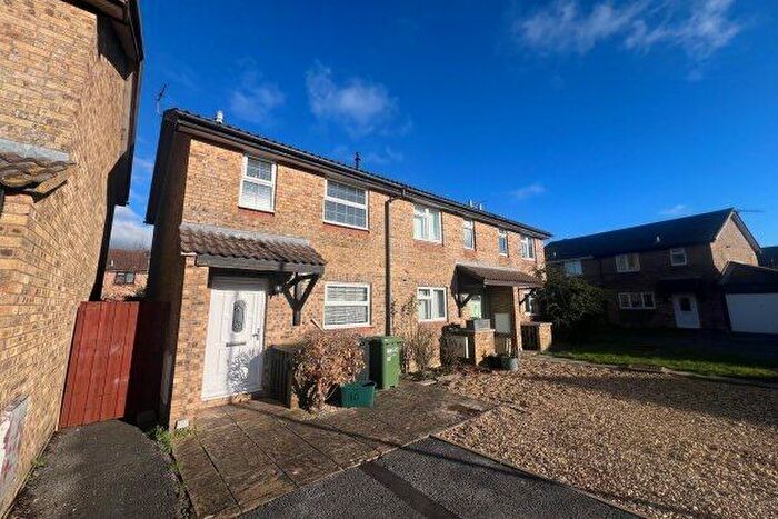 2 Bedroom Property To Rent In Montague Close, Bristol, BS34