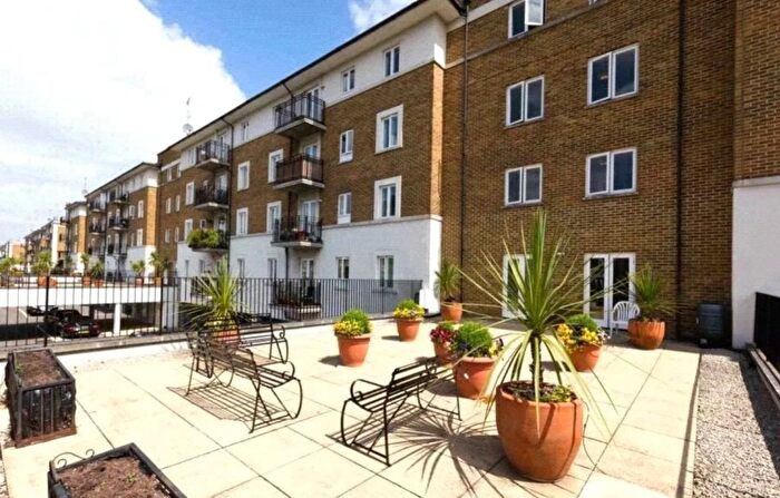 1 Bedroom Flat To Rent In Ibberton House, Russell Road, London, W14