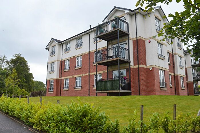 2 Bedroom Flat To Rent In Foxglove Road, Newton Mearns, G77