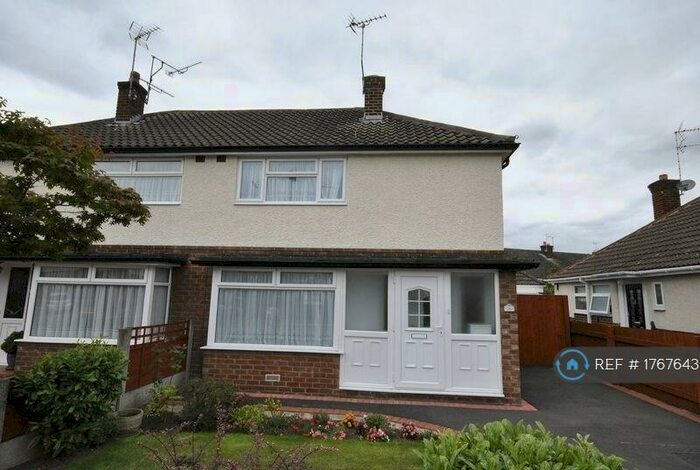 3 Bedroom Semi-Detached House To Rent In Thornton Drive, Chester, CH2