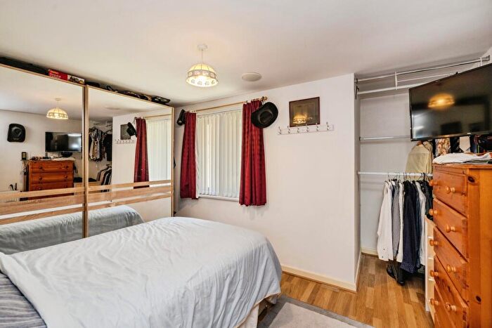 3 Bedroom End Of Terrace House For Sale In Kilvey Terrace, St. Thomas, Swansea, SA1
