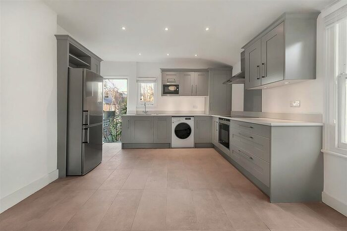 2 Bedroom Maisonette To Rent In Burnbury Road, London SW12