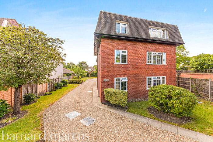 Flat To Rent In Mitcham Park, Mitcham, CR4