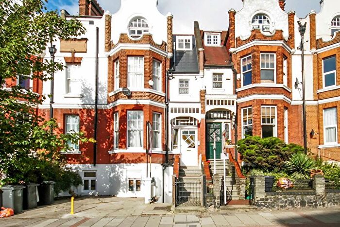 2 Bedroom Flat To Rent In Thurlow Park Road, Dulwich, SE21