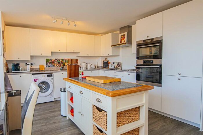 3 Bedroom Detached House For Sale In Harvest Road, Market Harborough, LE16