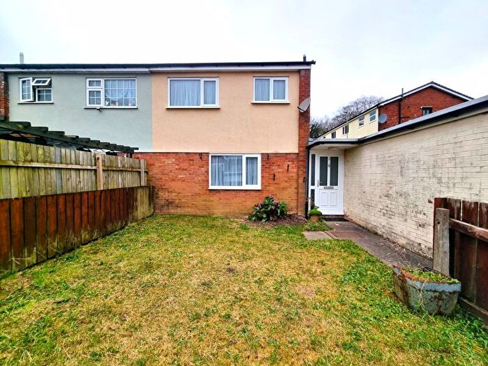 3 Bedroom Semi-Detached House To Rent In Dyfed Drive, Caerphilly, CF83