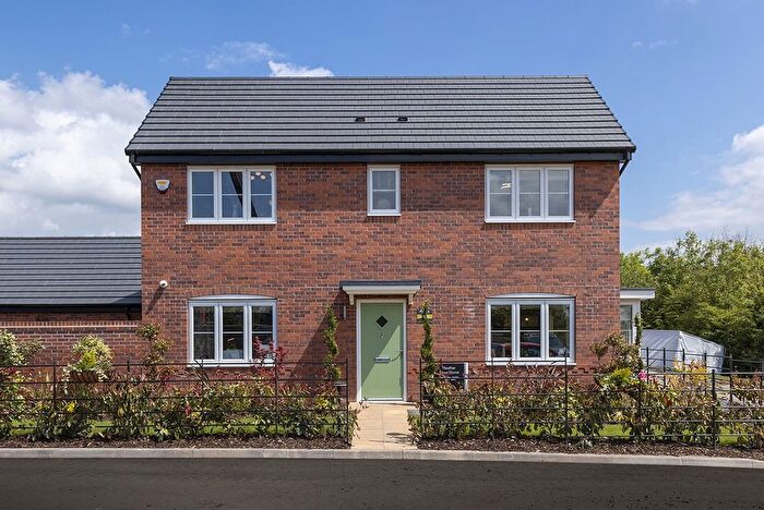 1 Bedroom Detached House For Sale In Marston Lane, Doveridge, DE6