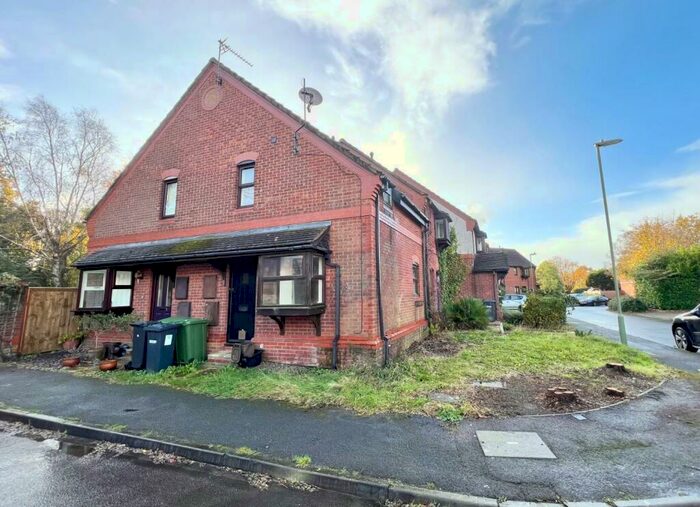 1 Bedroom Terraced House To Rent In Pegasus Close, Hamble, Southampton, SO31