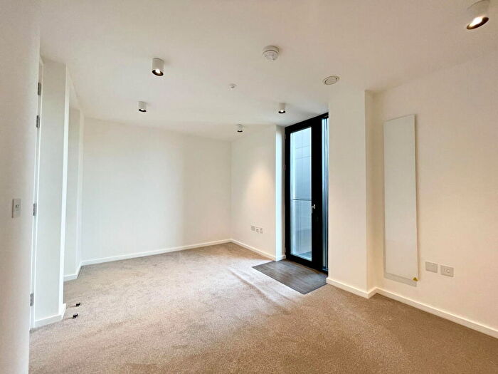 2 Bedroom Apartment To Rent In Uptown, Marlstone Avenue, Salford, M3