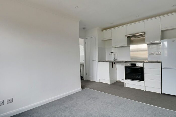 1 Bedroom Flat To Rent In Kirkland Close, Sidcup, Kent, DA15