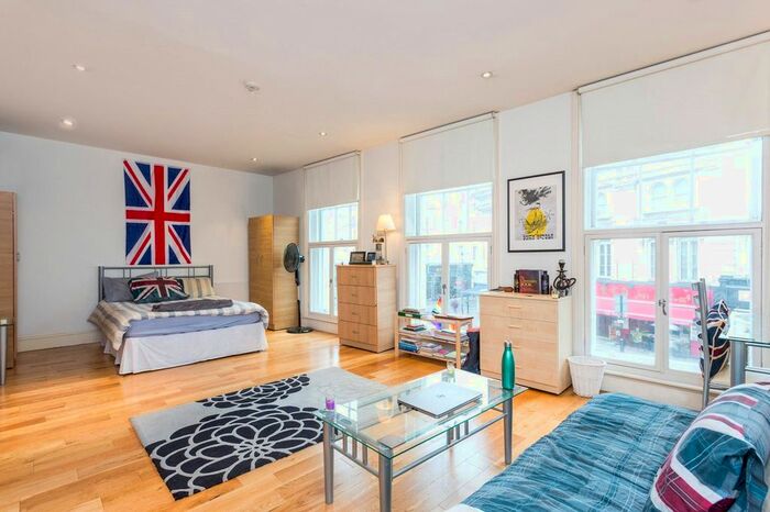 Studio To Rent In New Oxford Street, Covent Garden, London, WC1A