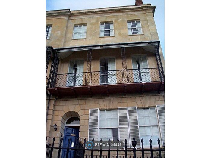 1 Bedroom Flat To Rent In Harley Place, Bristol, BS8