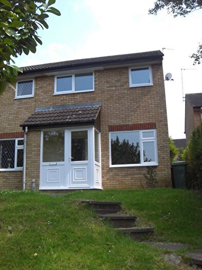 3 Bedroom Semi-Detached House To Rent In Cartwright Crescent, Brackley, NN13