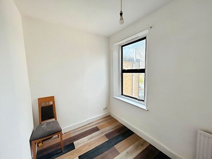 4 Bedroom Terraced House To Rent In Westwood Road, Ilford, IG3