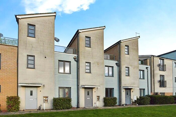 3 Bedroom Terraced House To Rent In Selkirk Drive, Oakridge Park, Milton Keynes, Buckinghamshire, MK14