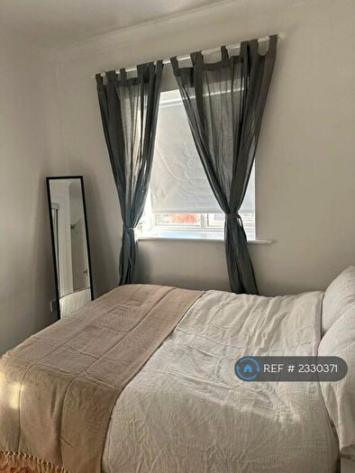 2 Bedroom Flat To Rent In City Road, Newcastle Upon Tyne, NE1