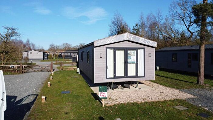 2 Bedroom Lodge For Sale In Stixwould Road, Woodhall Spa, LN10