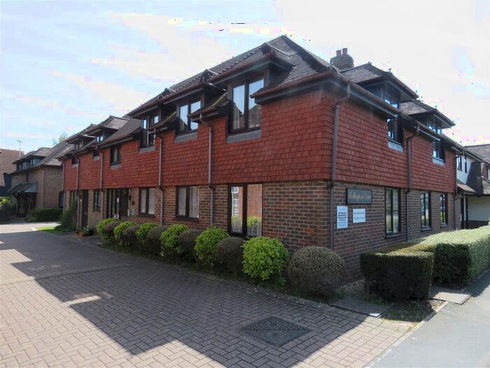 1 Bedroom Property To Rent In Fernhill Lane, New Milton, BH25