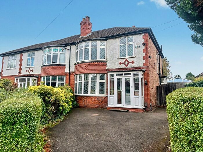3 Bedroom Semi Detached House For Sale In Deane Avenue, Altrincham, WA15