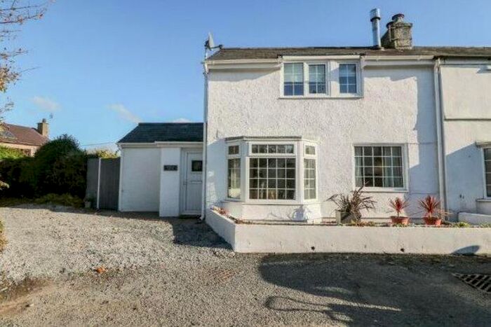 2 Bedroom Semi-Detached House To Rent In Lon Cae Glas, Pwllheli, LL53
