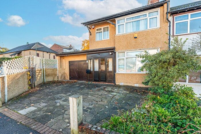 3 Bedroom Semi-Detached House To Rent In Harrow Road, Carshalton, SM5