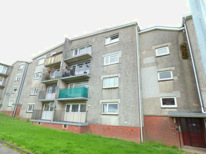2 Bedroom Flat To Rent In F Tower Drive, Gourock, PA19