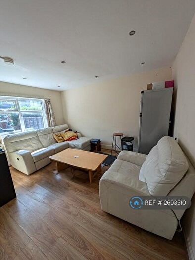 3 Bedroom Terraced House To Rent In Mayville Terrace, Leeds, LS6